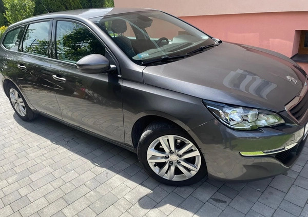 Peugeot 308 cena 48900 przebieg: 112000, rok produkcji 2016 z Biała małe 106